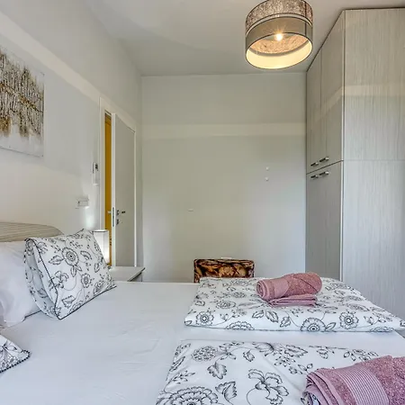 Апартаменты Litar